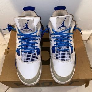 Jordan 4 “Military”
